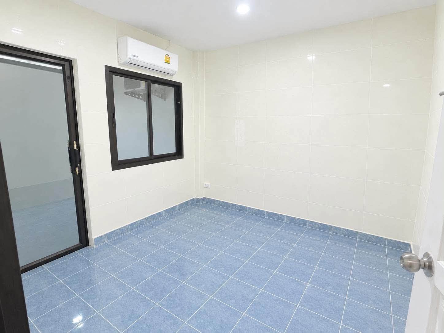 3-bed townhouse for rent in Naka area – รูปที่ 9