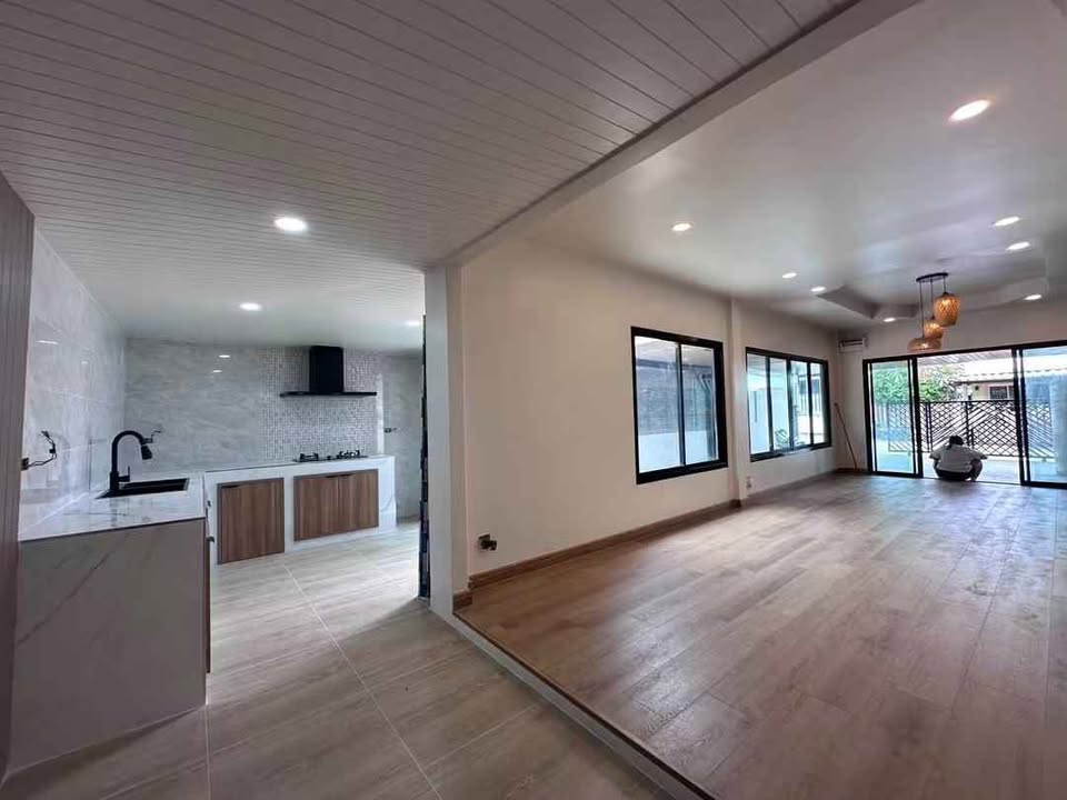 Renovated single-storey twin house in Pa Khlok – photo 6