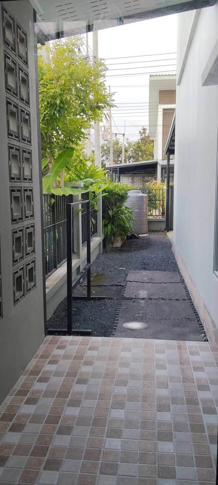 Furnished 3-bedroom townhome for rent at Phuket Avenue – photo 3