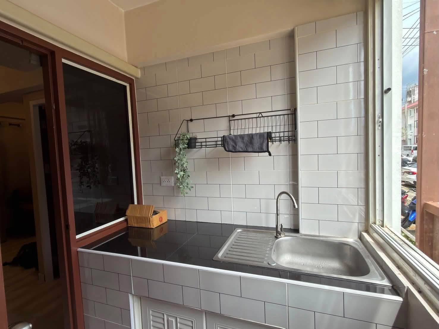 Furnished 1-bedroom corner unit for rent at Kheha Ban Phon – photo 5