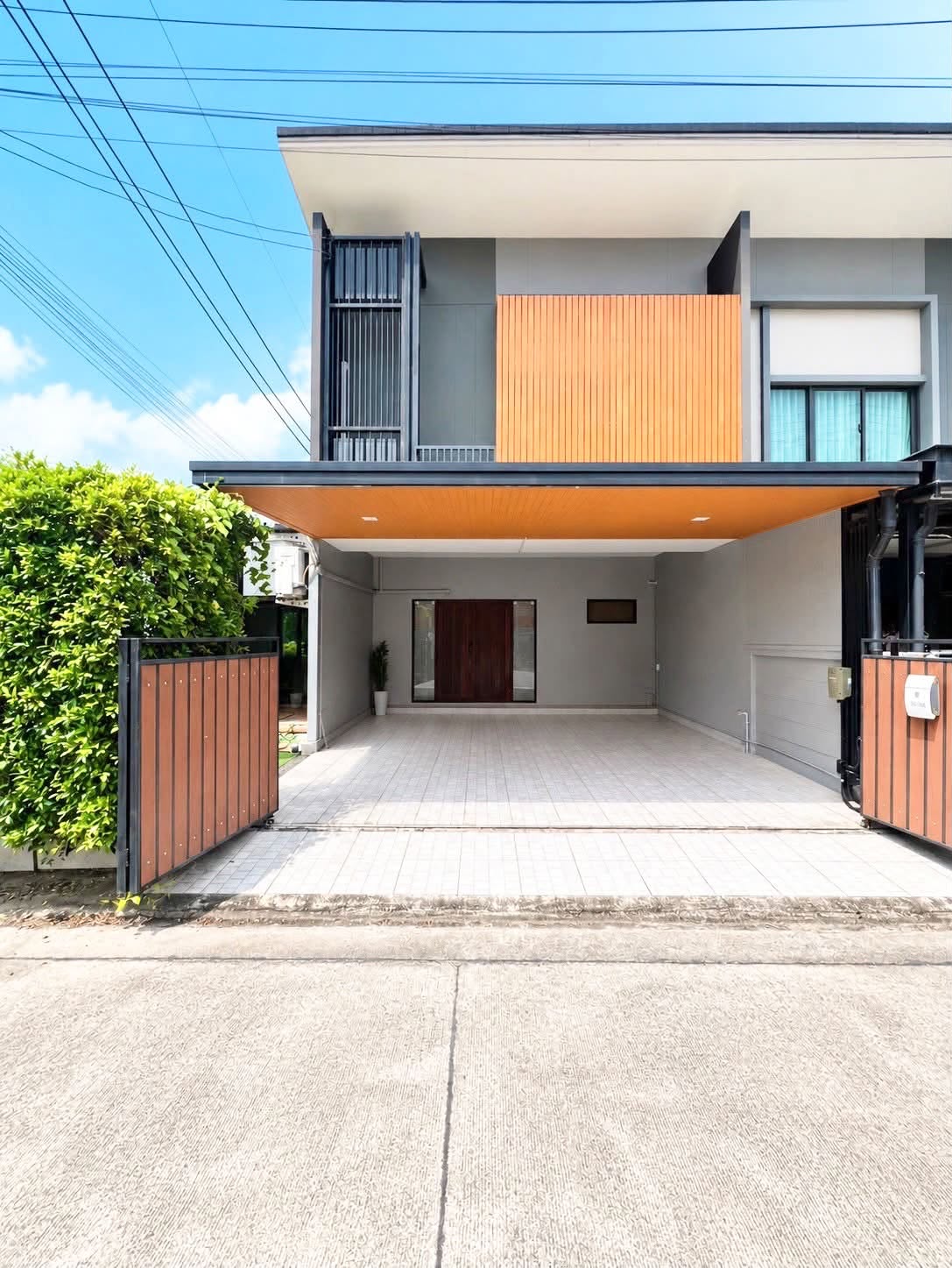 4-bed townhome at Ocean Town, Ku Ku, Phuket Town – รูปที่ 1