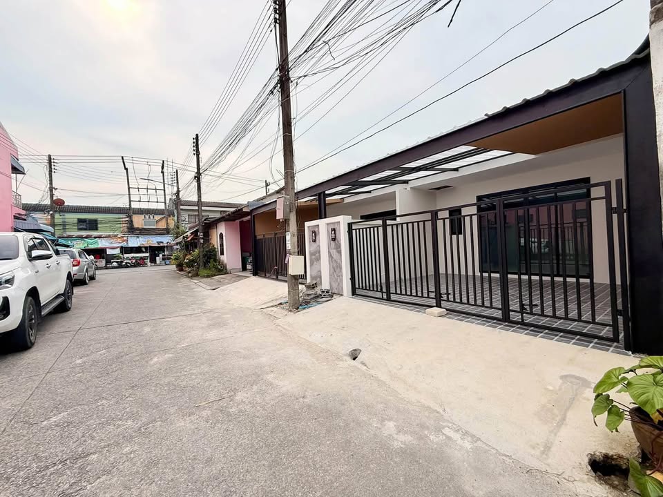 1.5-Storey 2-Bed House for Sale, Kheha Village toward Sirey, Phuket Town – รูปที่ 3