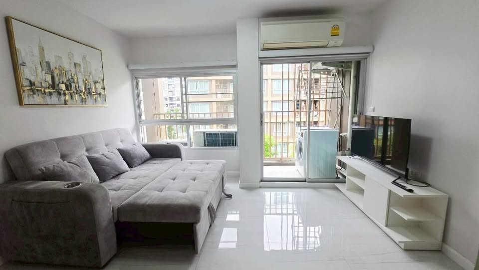 2-bed pool-view condo at D Condo Creek, Kathu – photo 2