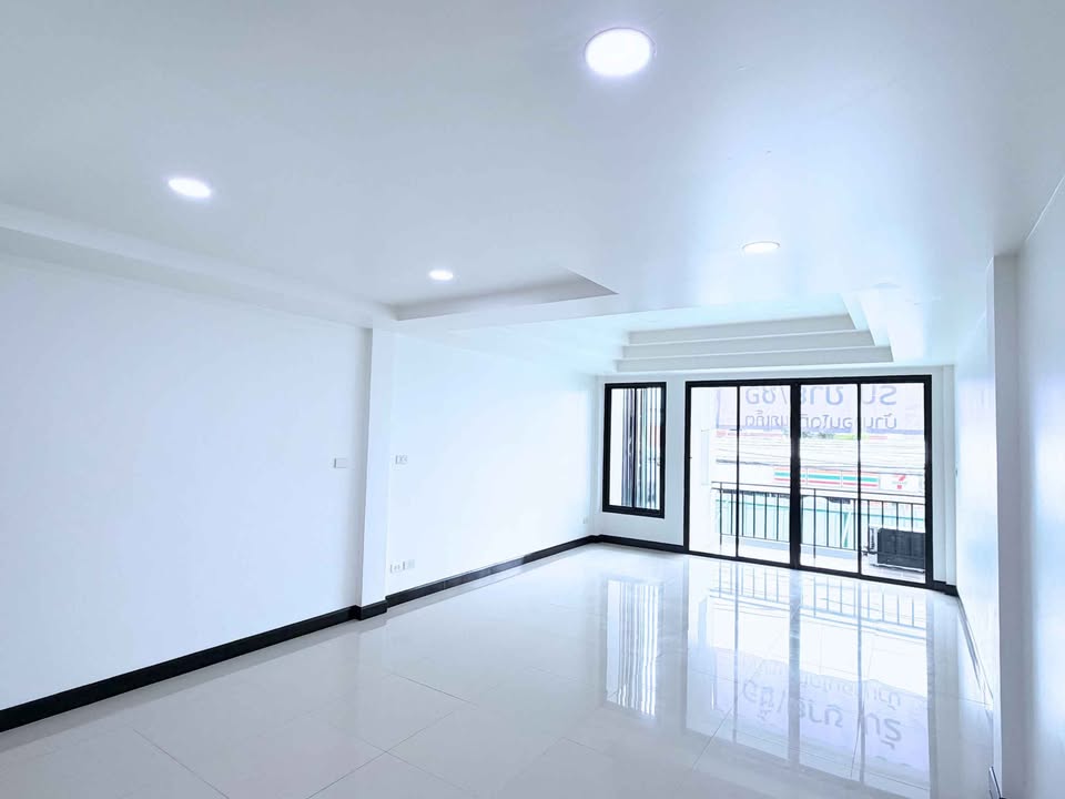 3-storey shophouse in Saiyuan, Rawai – รูปที่ 6