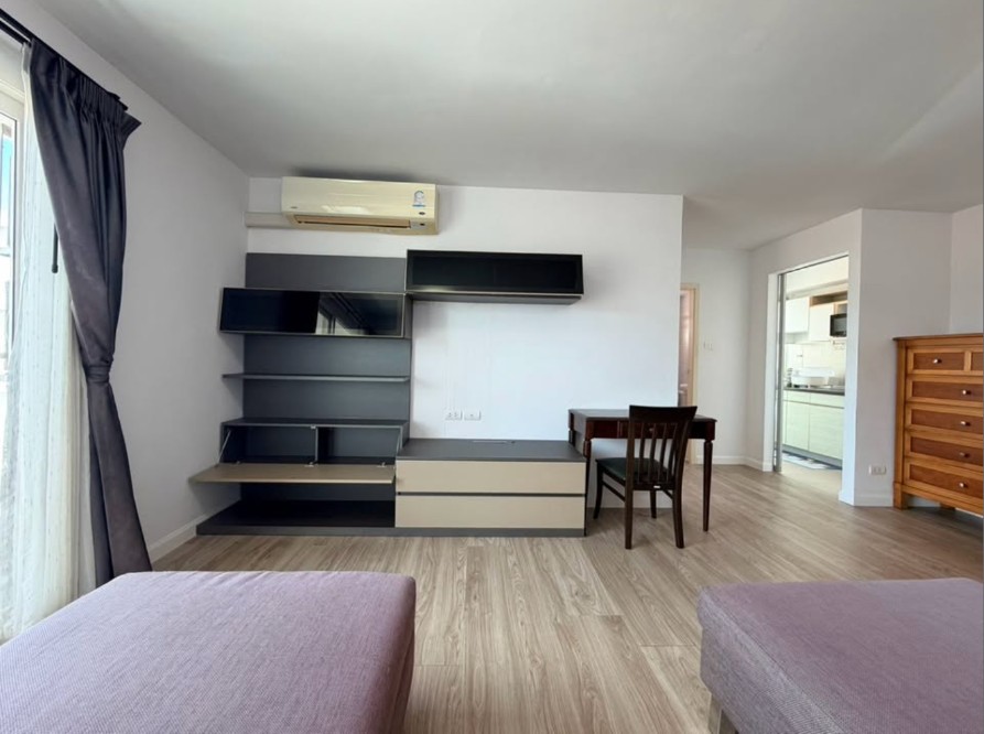Corner 1-bedroom sea view condo at Supalai Lagoon – photo 6