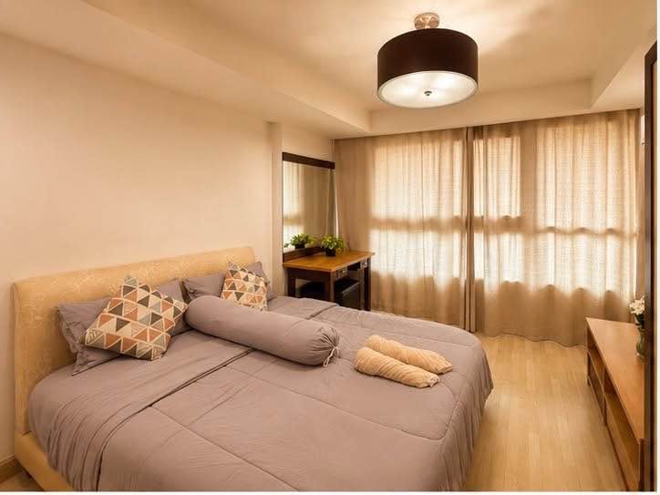 1-bedroom condo for rent at The Royal Place, Ratsada