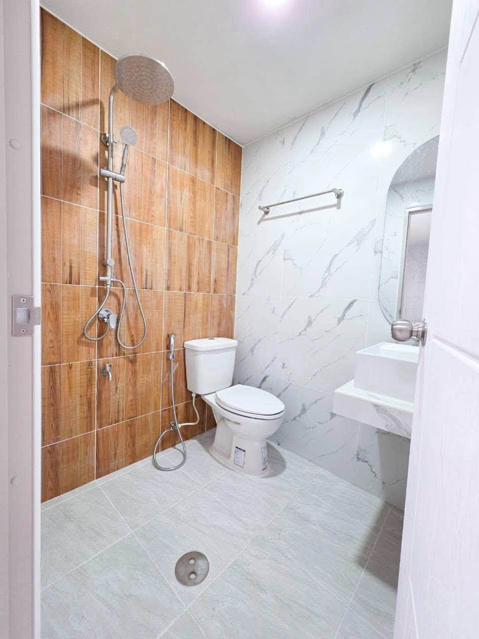 Renovated 2-Bed House for Sale at Irawadee Village, Bo Rae, Wichit – photo 8