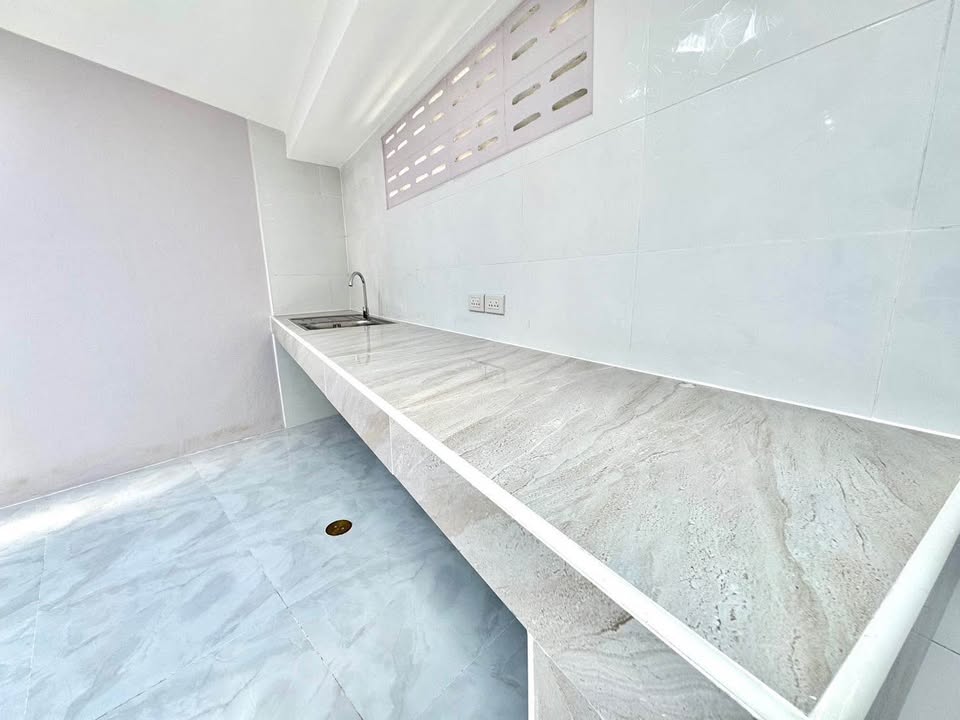 Newly renovated 2-bedroom house for rent at Srisuchat Village 3, Samkong – photo 9