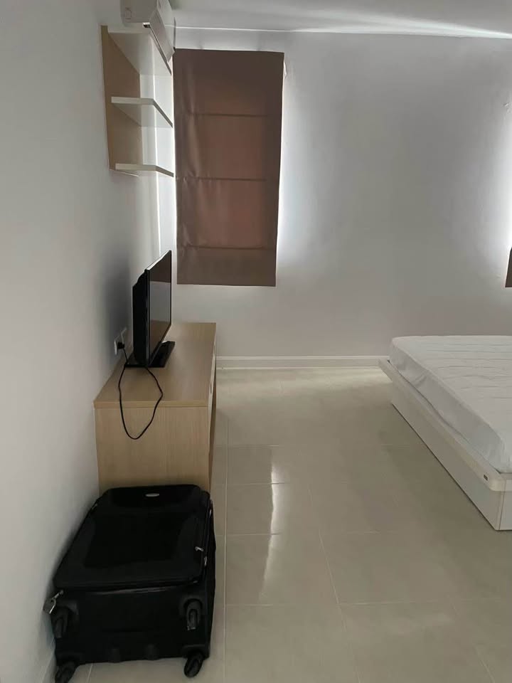 2-bed sea-side view condo for sale at Supalai Park Downtown – photo 6