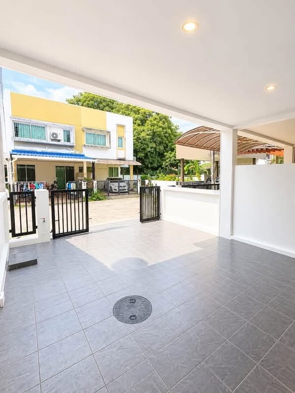 2-storey townhouse at At Town 2 (Poonphon), city centre – รูปที่ 2