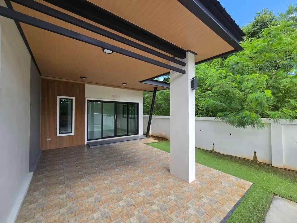2-bedroom end-unit house with mountain view for sale near Central Krabi – photo 2