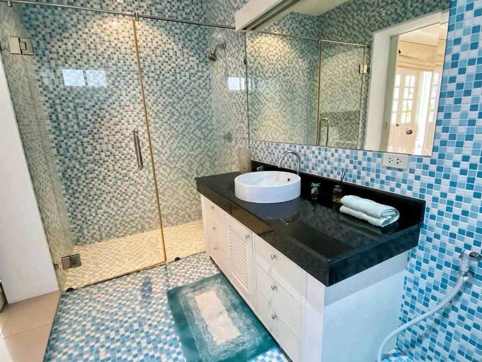 2-bedroom resort apartment at Ocean Breeze Layan – photo 10