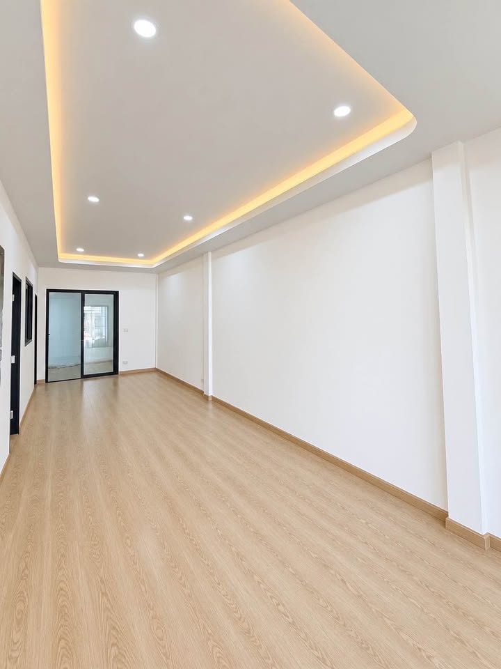 Nordic-style 3-bed townhouse for sale at Chaofa Daoroong – photo 4