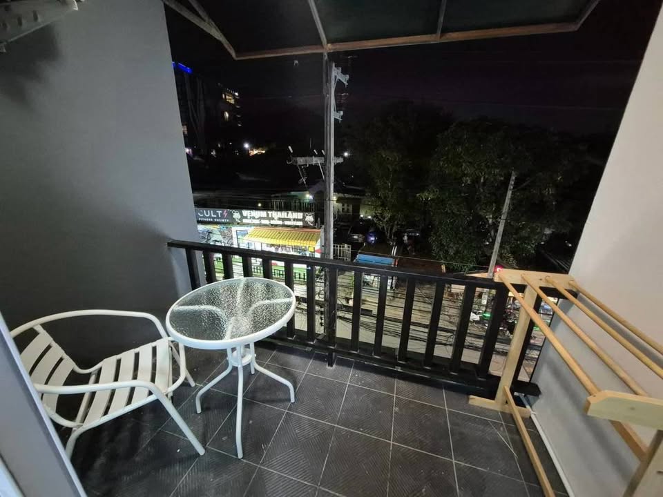Fully furnished studio apartment for rent on Soi Ta-iad – photo 5