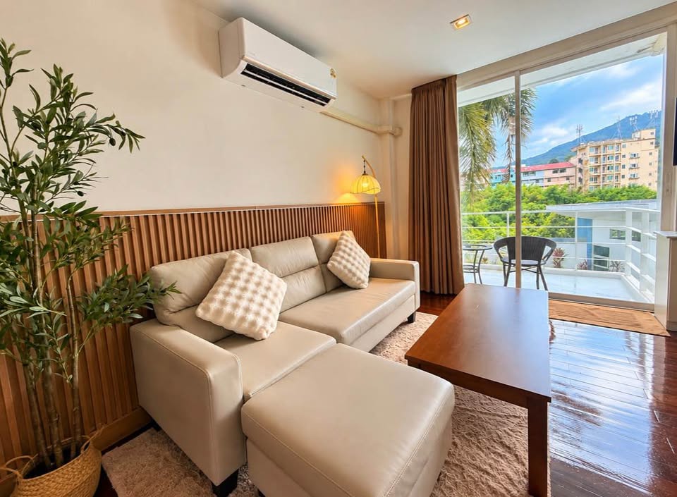 1-bed condo for rent at The Kris Residence, Patong – รูปที่ 2