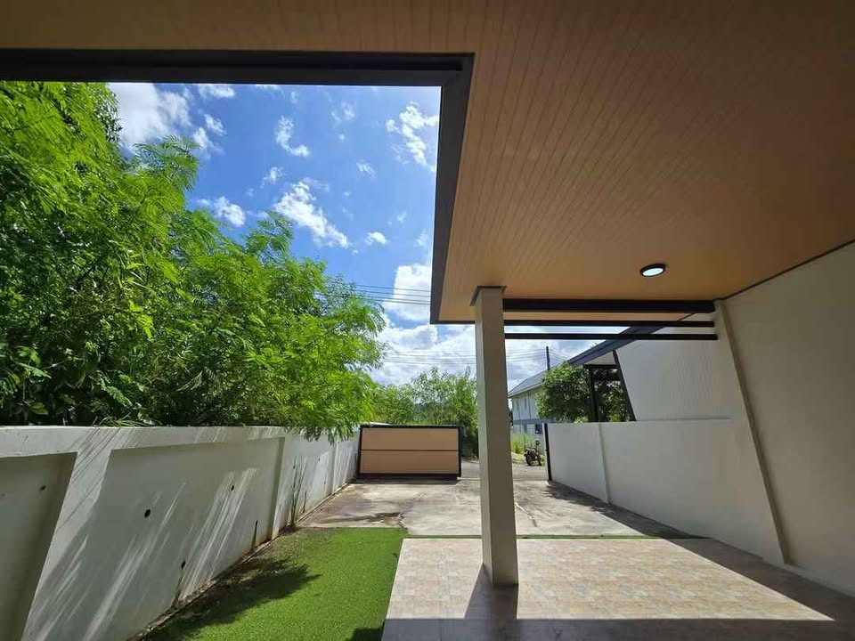 2-bedroom end-unit house with mountain view for sale near Central Krabi – photo 4