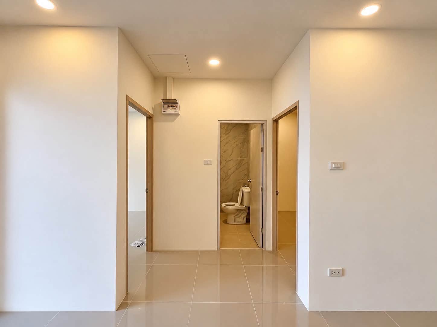 Renovated single-storey townhouse at Phetlada, Ban Khian – photo 7