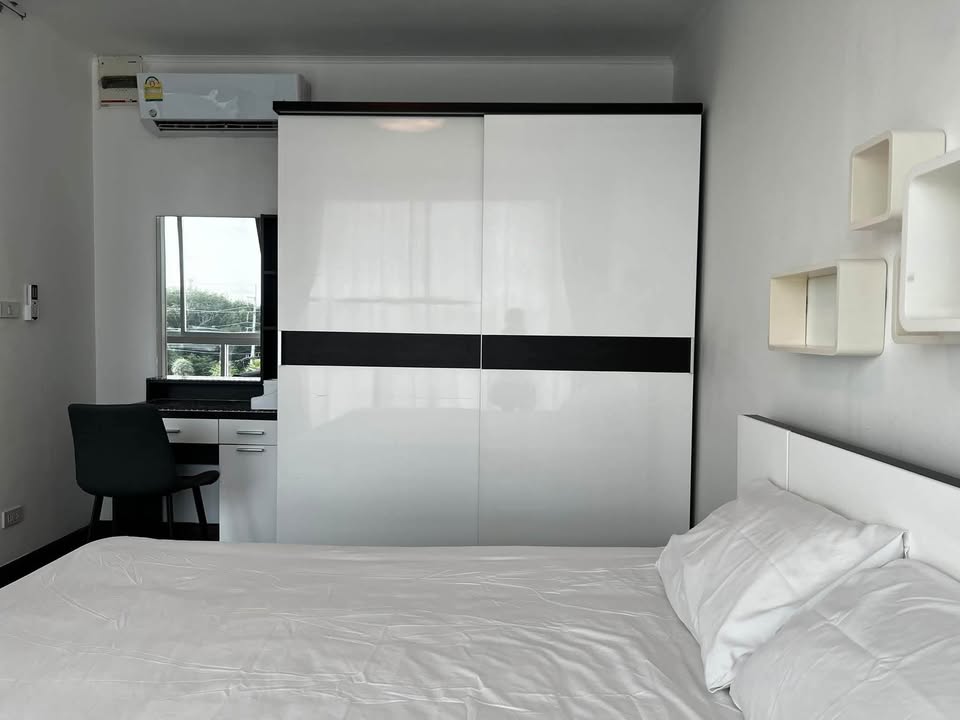 Furnished studio condo for rent at The Wide Condo, Phuket Town – photo 6