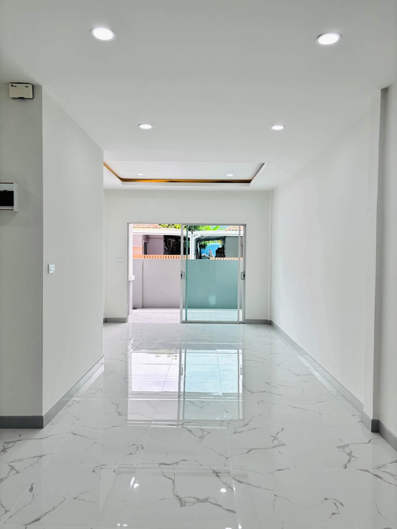 Renovated single-storey semi-detached house in Thalang – photo 9