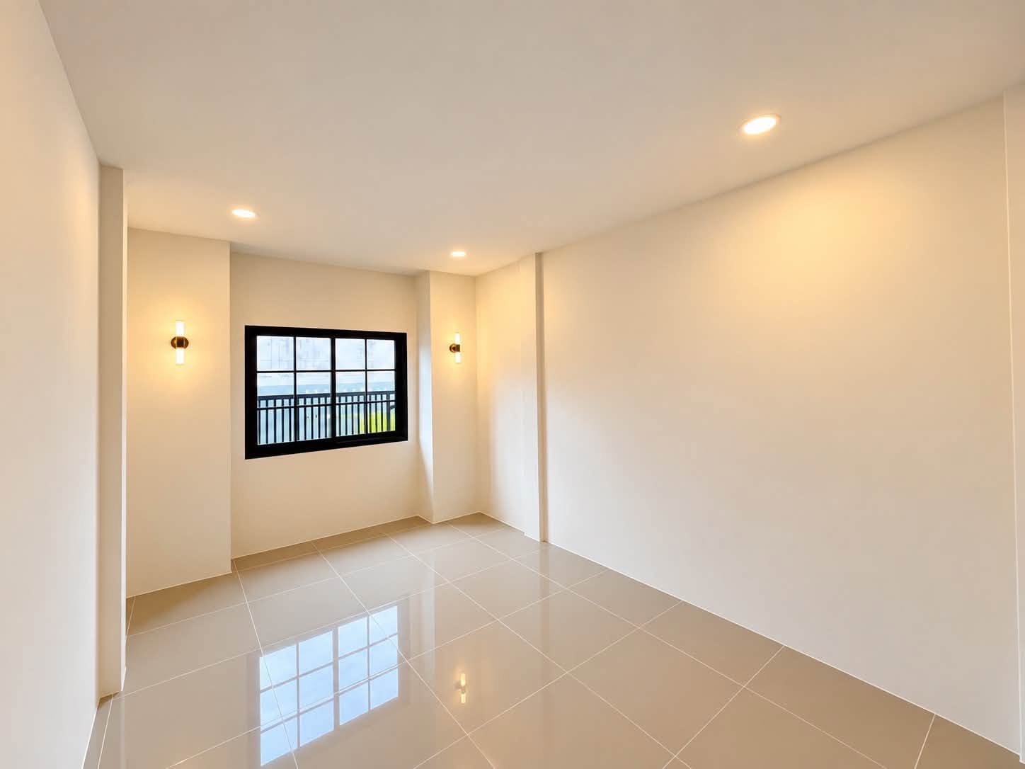 Renovated single-storey townhouse at Phetlada, Ban Khian – photo 8