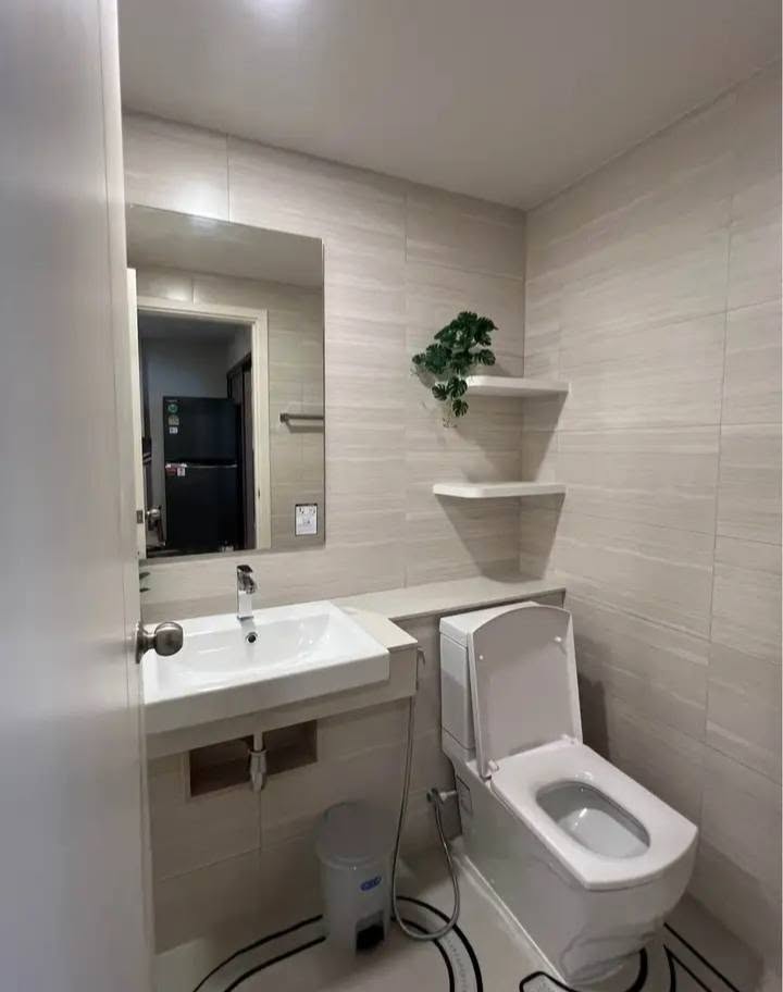 Brand-new furnished 26 sqm condo for rent at Essen Condominium – รูปที่ 6