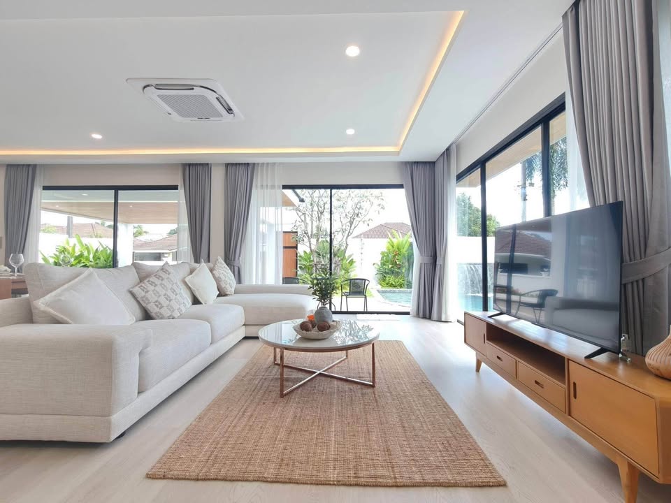Brand-new 4-bedroom villa for rent in Neramit Village, Paklok – photo 8