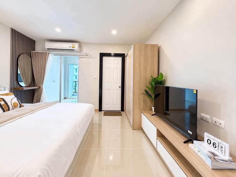 Renovated 1-bedroom condo with pool view at The View Condo Suan Luang – photo 7