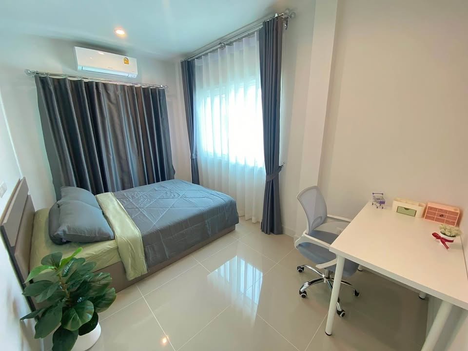 3-bedroom furnished house for rent at Supalai Bella Kohkaew – photo 6