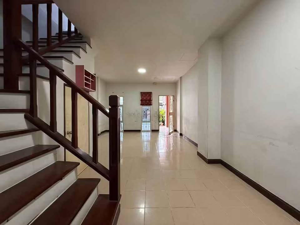 2-storey townhouse in Panason Village, Bo Rae – photo 4