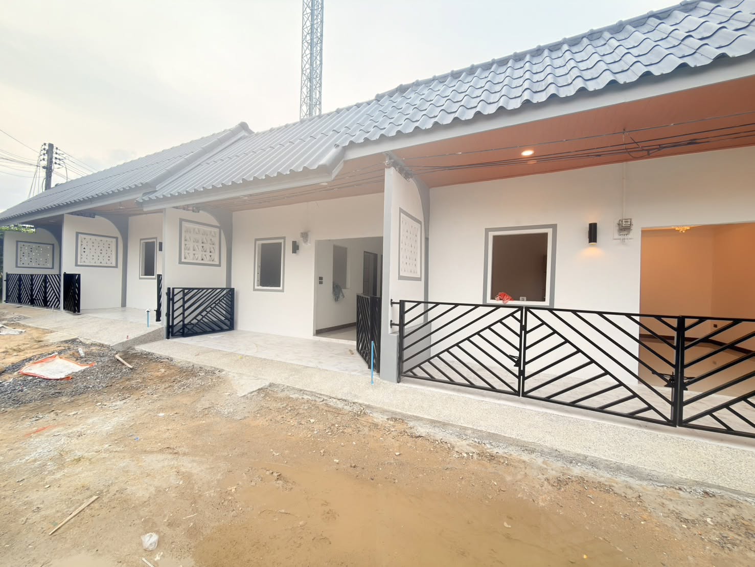 New 2-bed ground-level condo units in Rawai – photo 2
