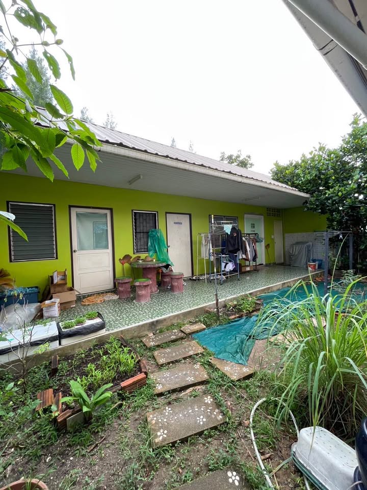 Corner 3-bedroom house with extra shophouse for sale at Panason Park Ville, Sire – photo 5