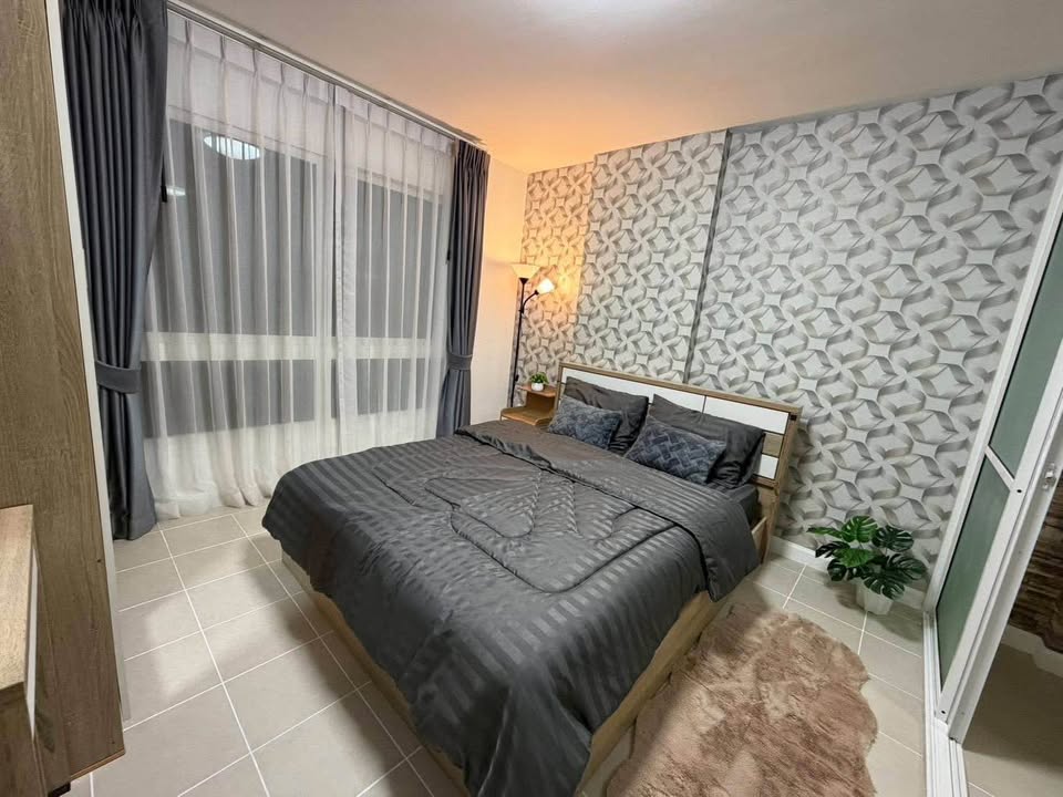 Furnished 1-bedroom condo for rent at Supalai Lagoon