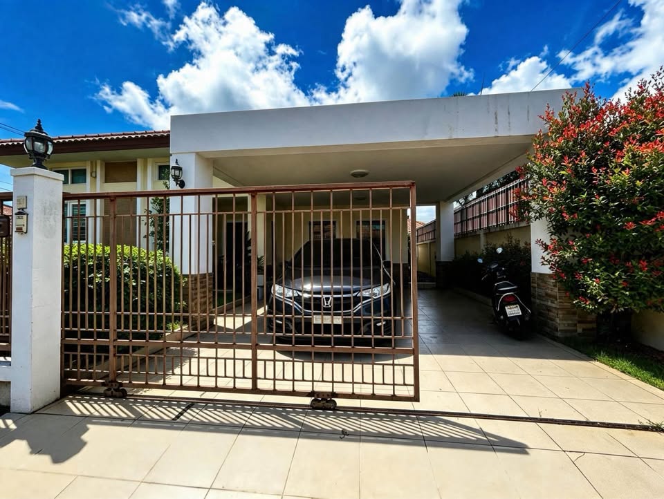 Corner 3-bed house at Phuket Villa Chaofah 2 – photo 6