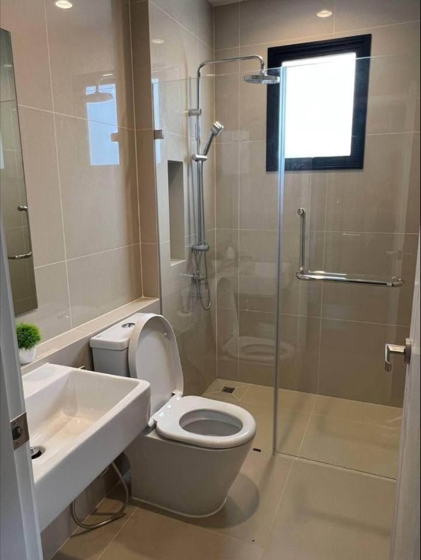 Furnished 3-bed corner house at Crown Estate, Koh Kaew – photo 7