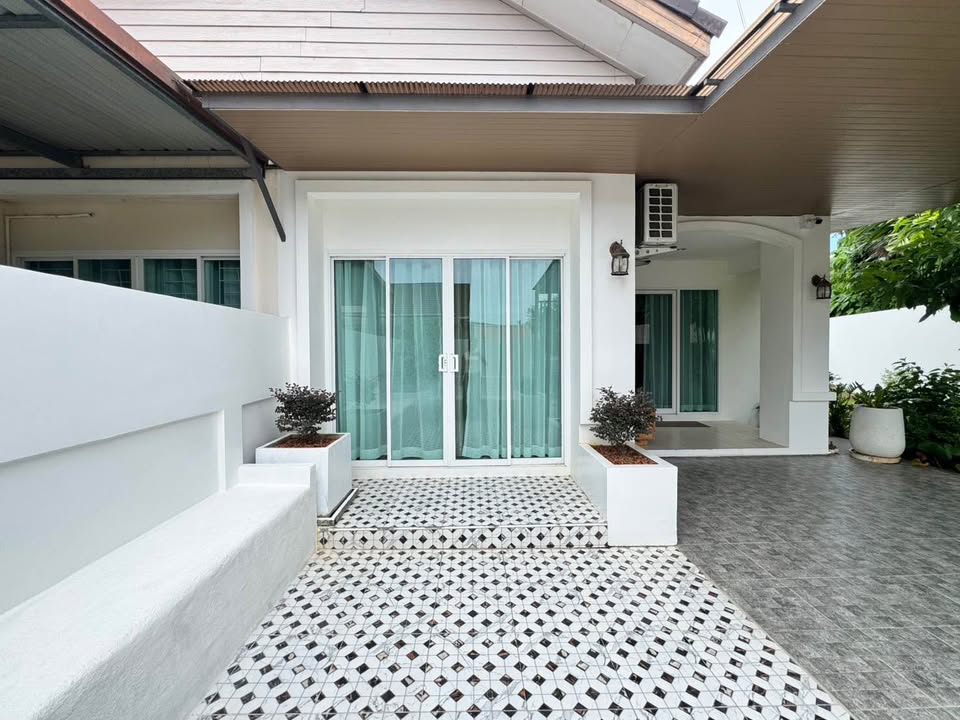 Furnished corner house with garden for sale at Sinsuk Thani, Thalang – photo 3