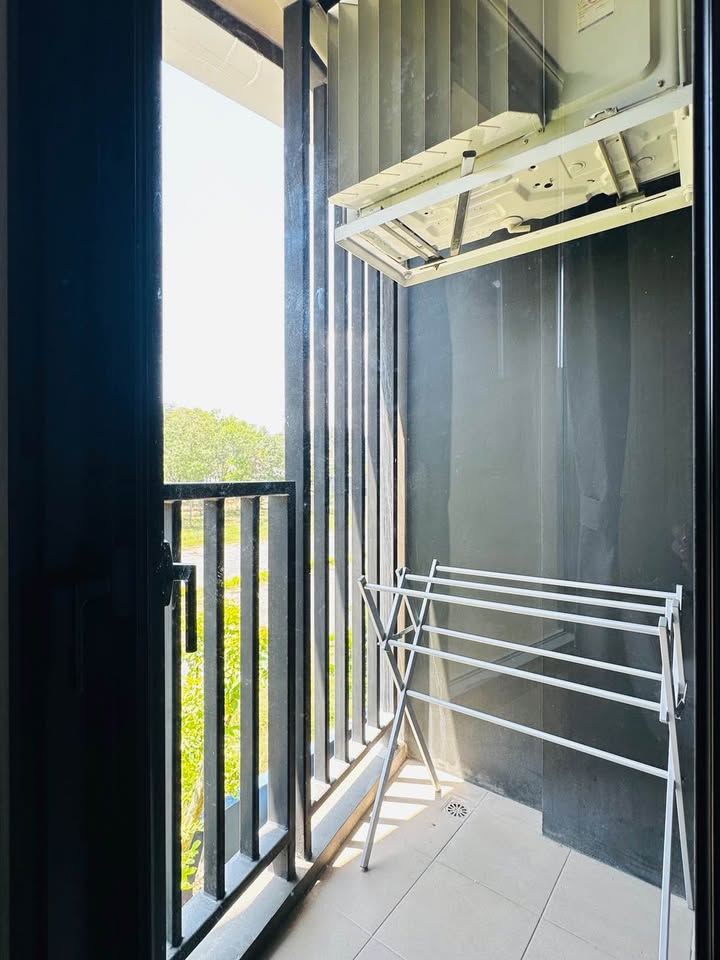 26 sqm condo for sale at The Base Central, reduced price – photo 8