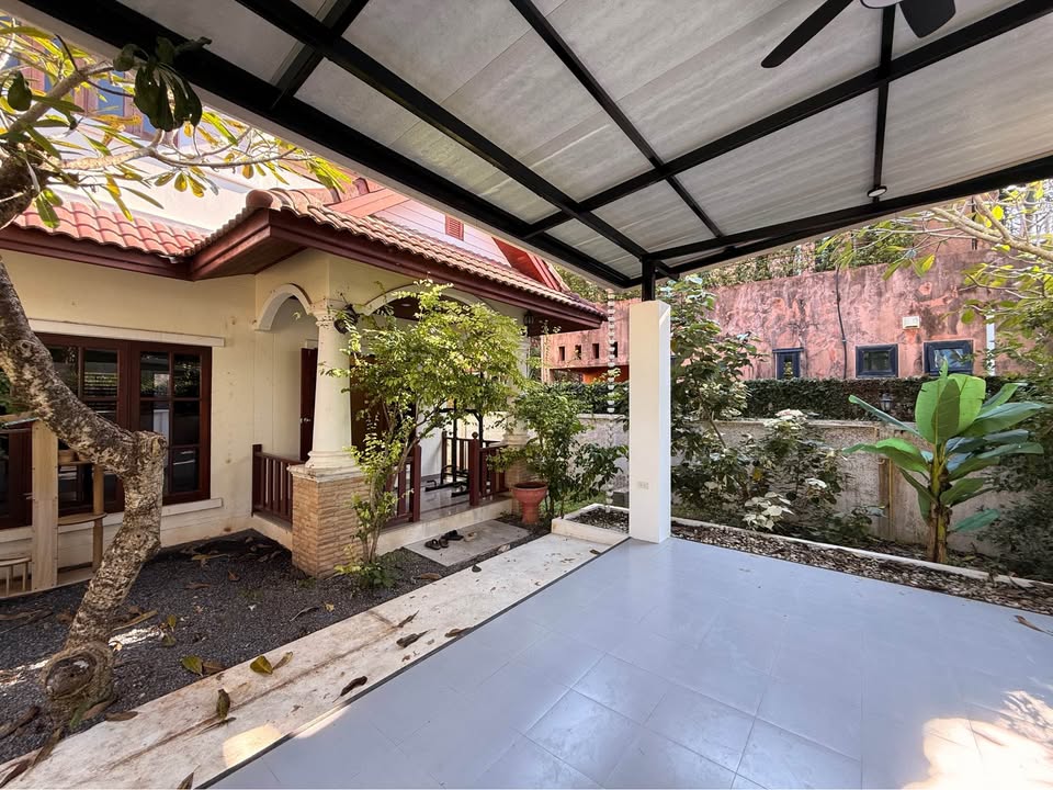 Large 3-bed house with garden for rent in Chalong – photo 10