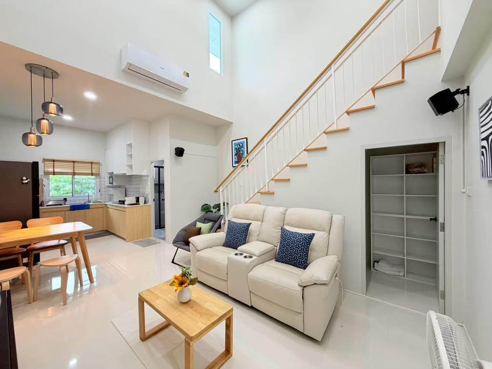 Modern 2-bedroom townhome for rent in Thalang – photo 3