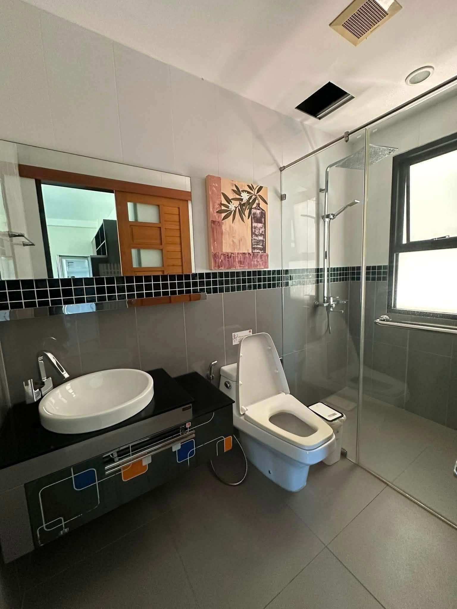 90 sq.m 1-bedroom condo for rent at Chalong Miracle Lakeview – photo 6