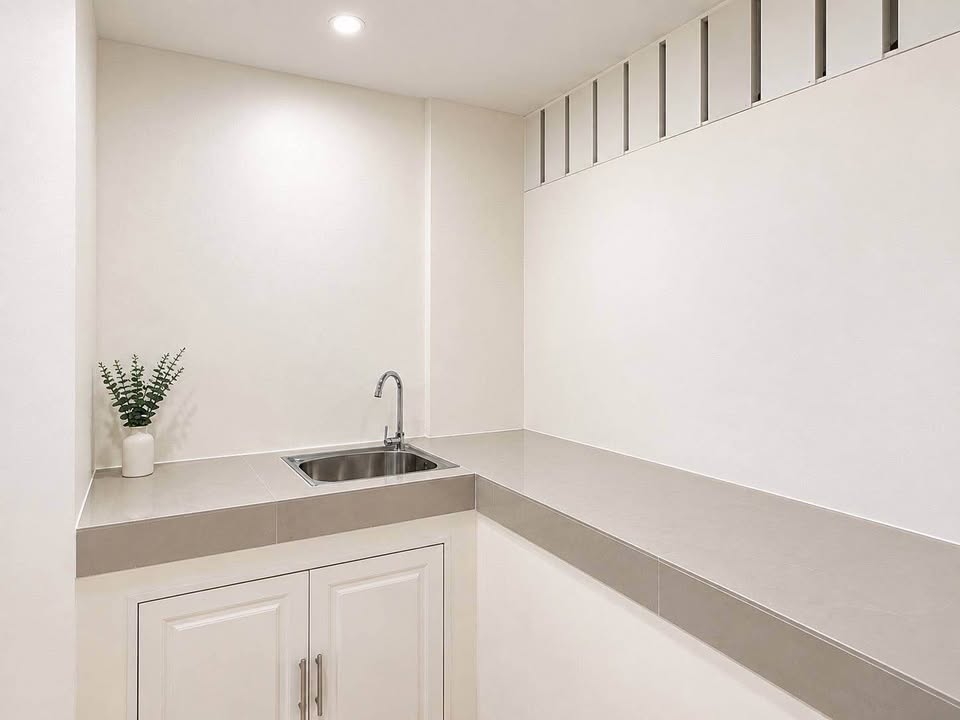 Furnished 2-bedroom unit for sale at Phanthep Condotown, Khao Rang – photo 5