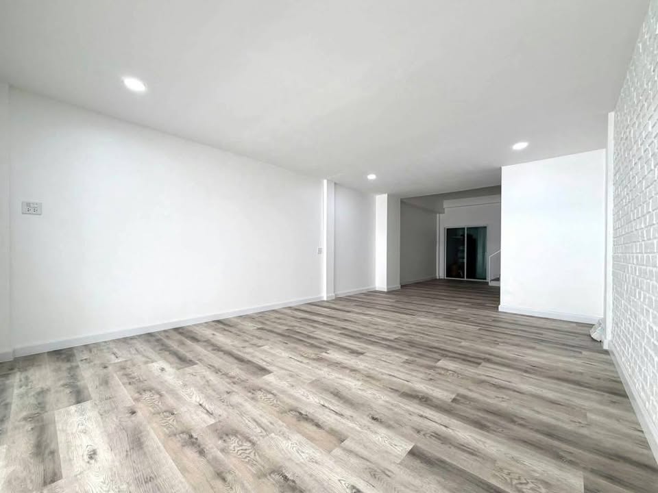 Renovated 2-storey townhouse for sale in Kathu – photo 6