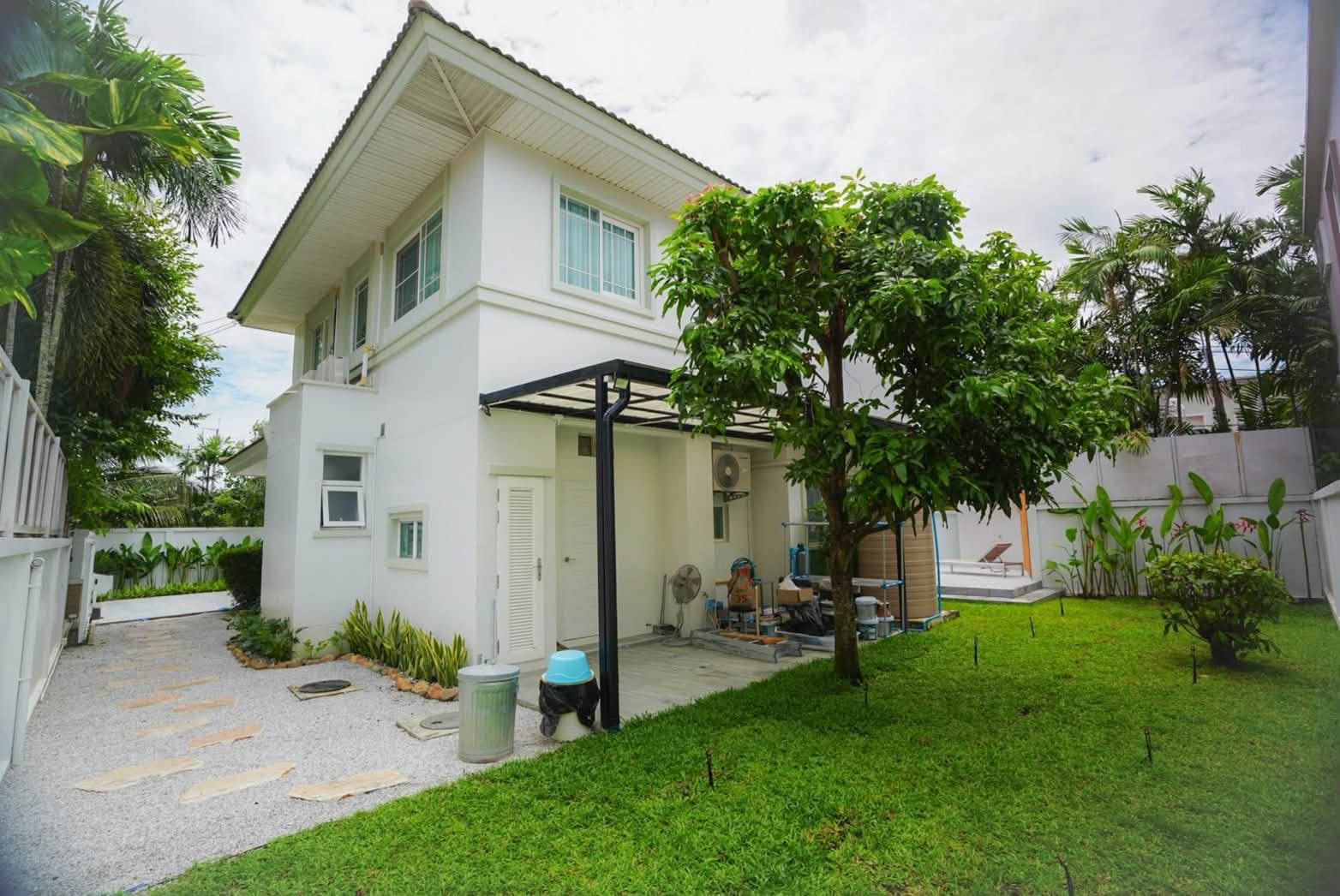 Private pool house for rent in Land & House Park (Siwalee 4) – photo 9