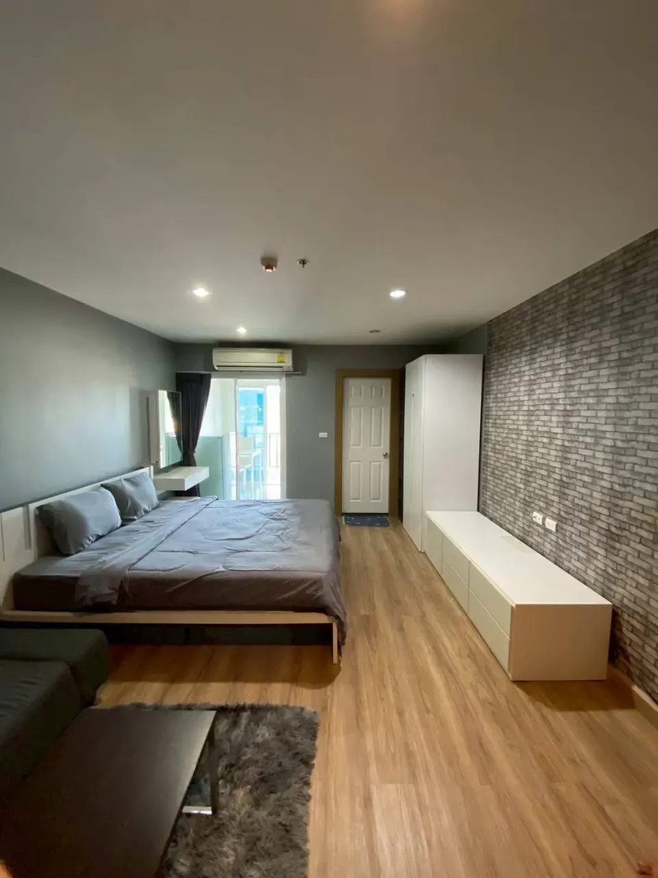 Furnished 33 sqm condo for rent at The View Condo Phuket