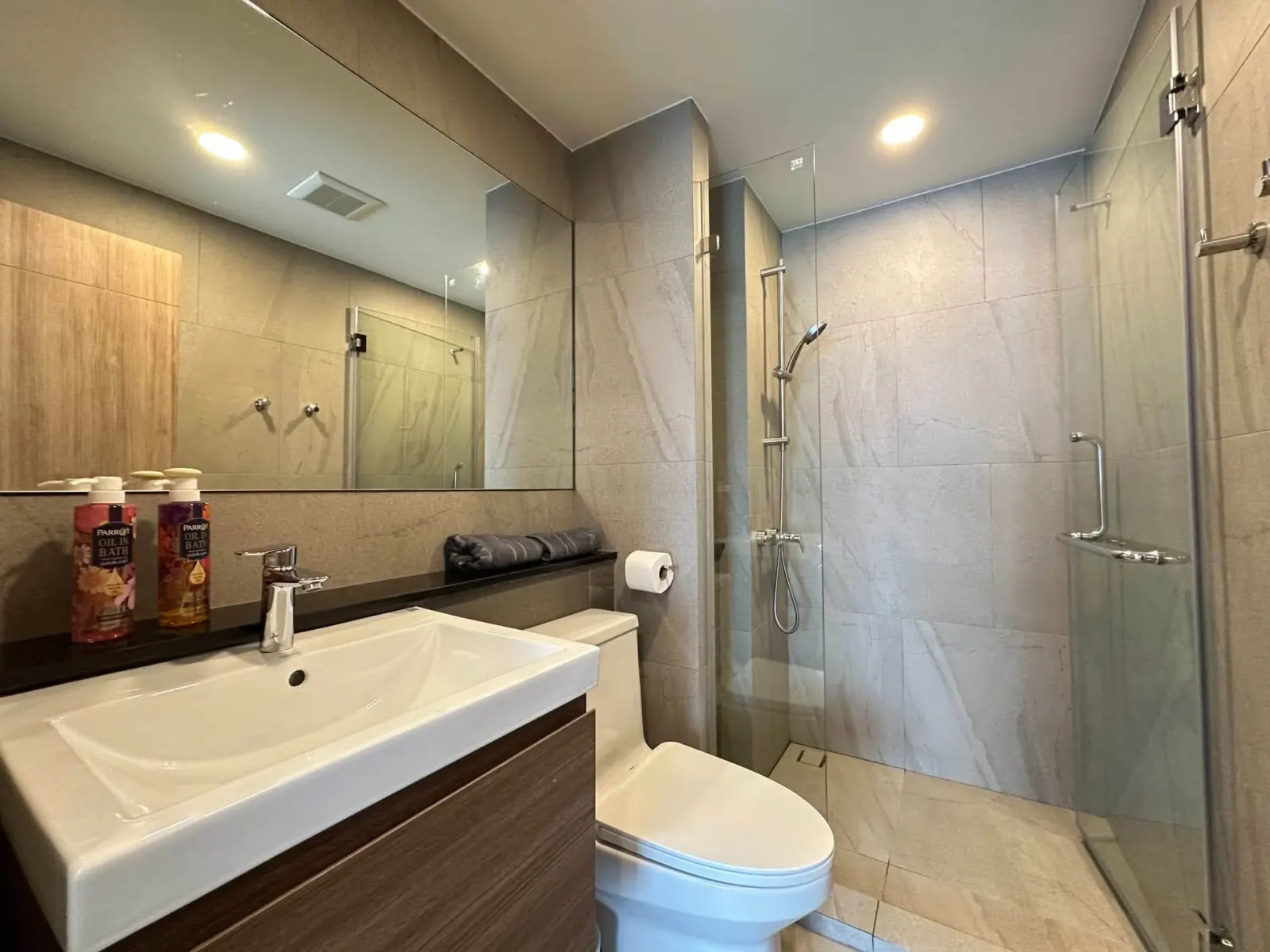 1-bedroom lake and mountain view condo for rent at Space Condo Cherngtalay – photo 8