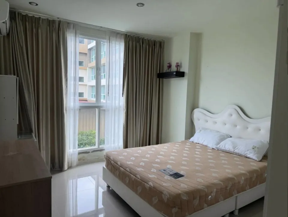 1-bed condo with jacuzzi tub near Phuket Airport