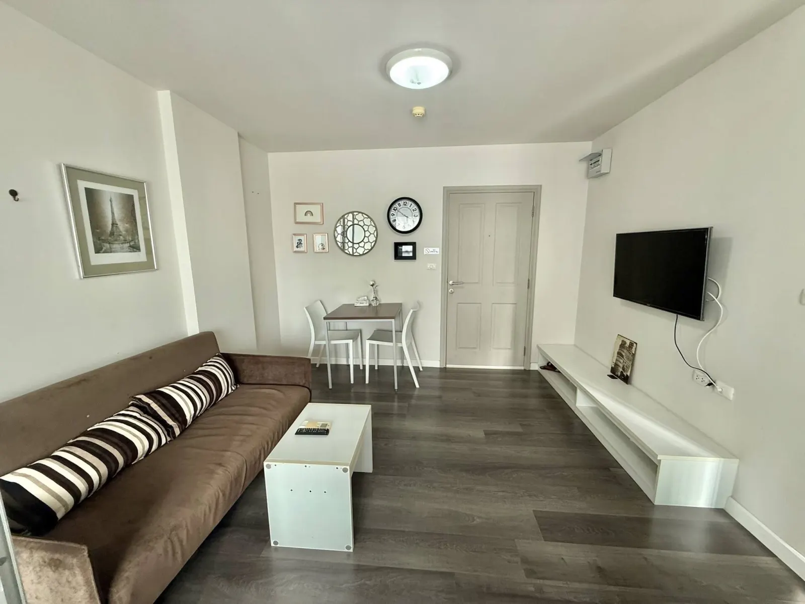 1-bedroom pool view condo for rent at Dcondo Mine, Kathu – photo 8