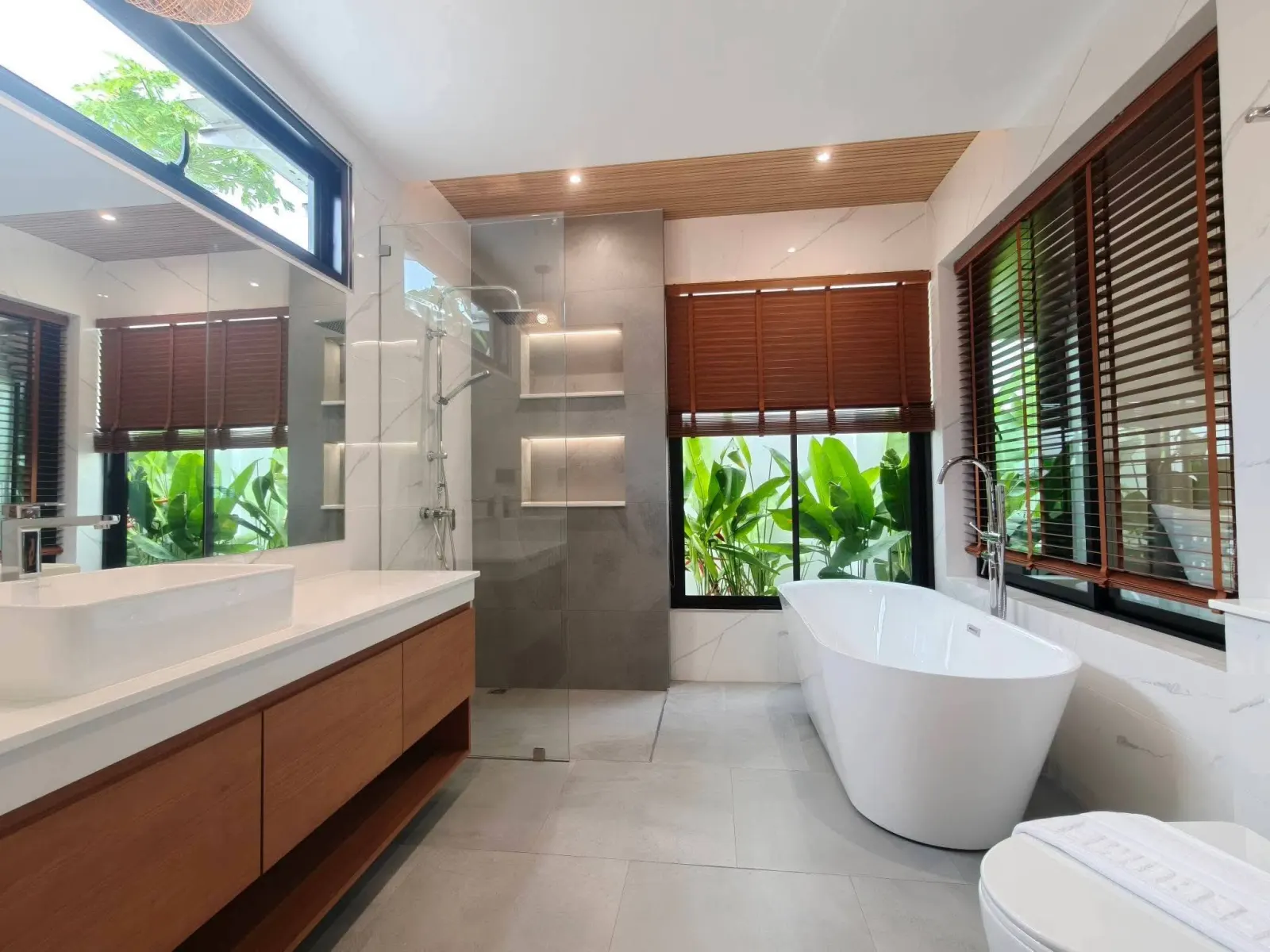 Brand-new 4-bedroom villa for rent in Pa Khlok – photo 5