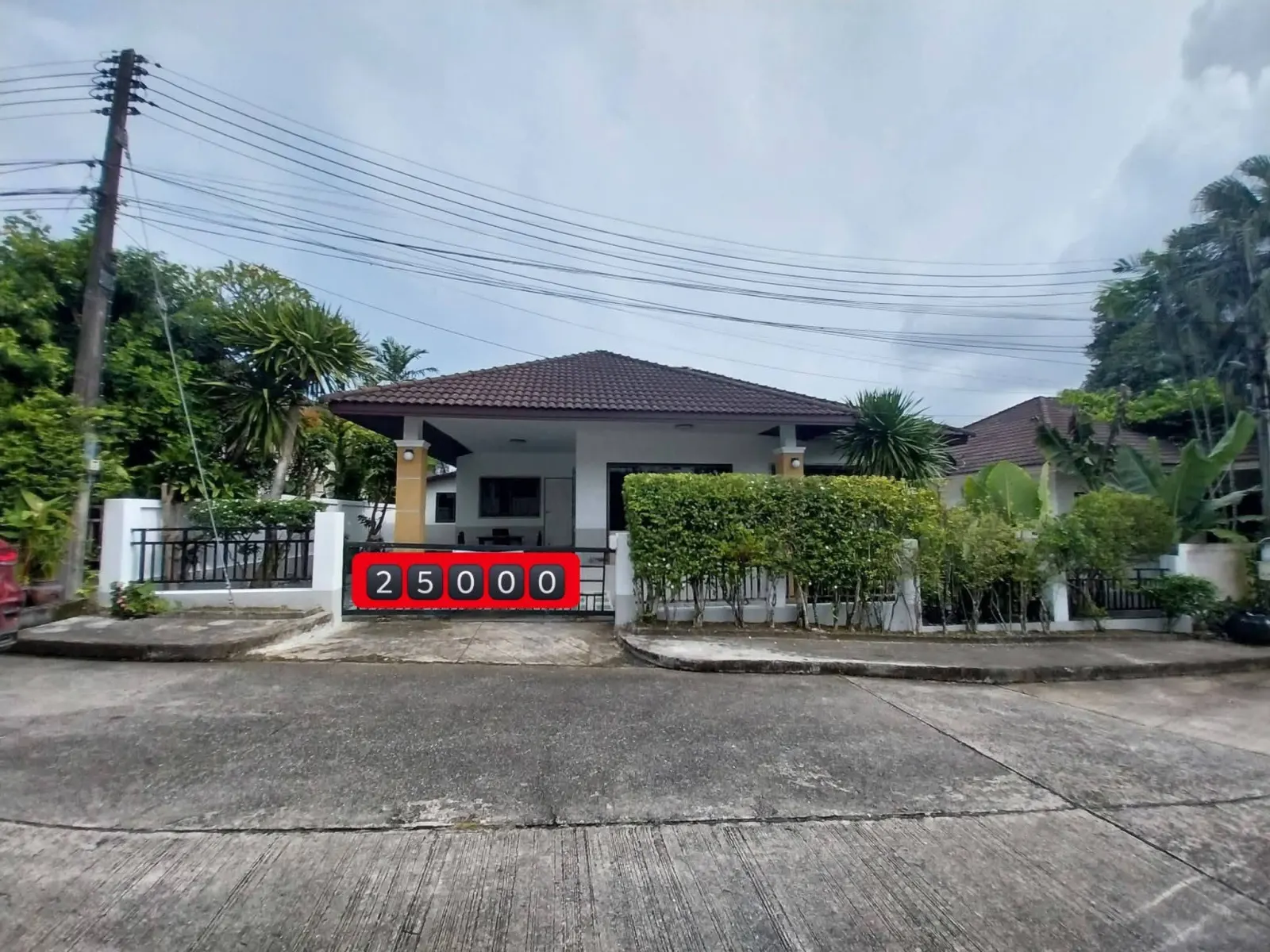 3-bedroom house for rent at Suan Neramit 5, Pa Khlok – photo 3