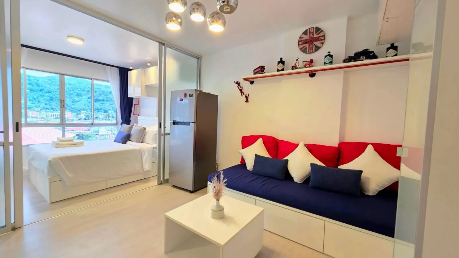 Furnished condo with mountain and pool view, D Condo Kathu – photo 3