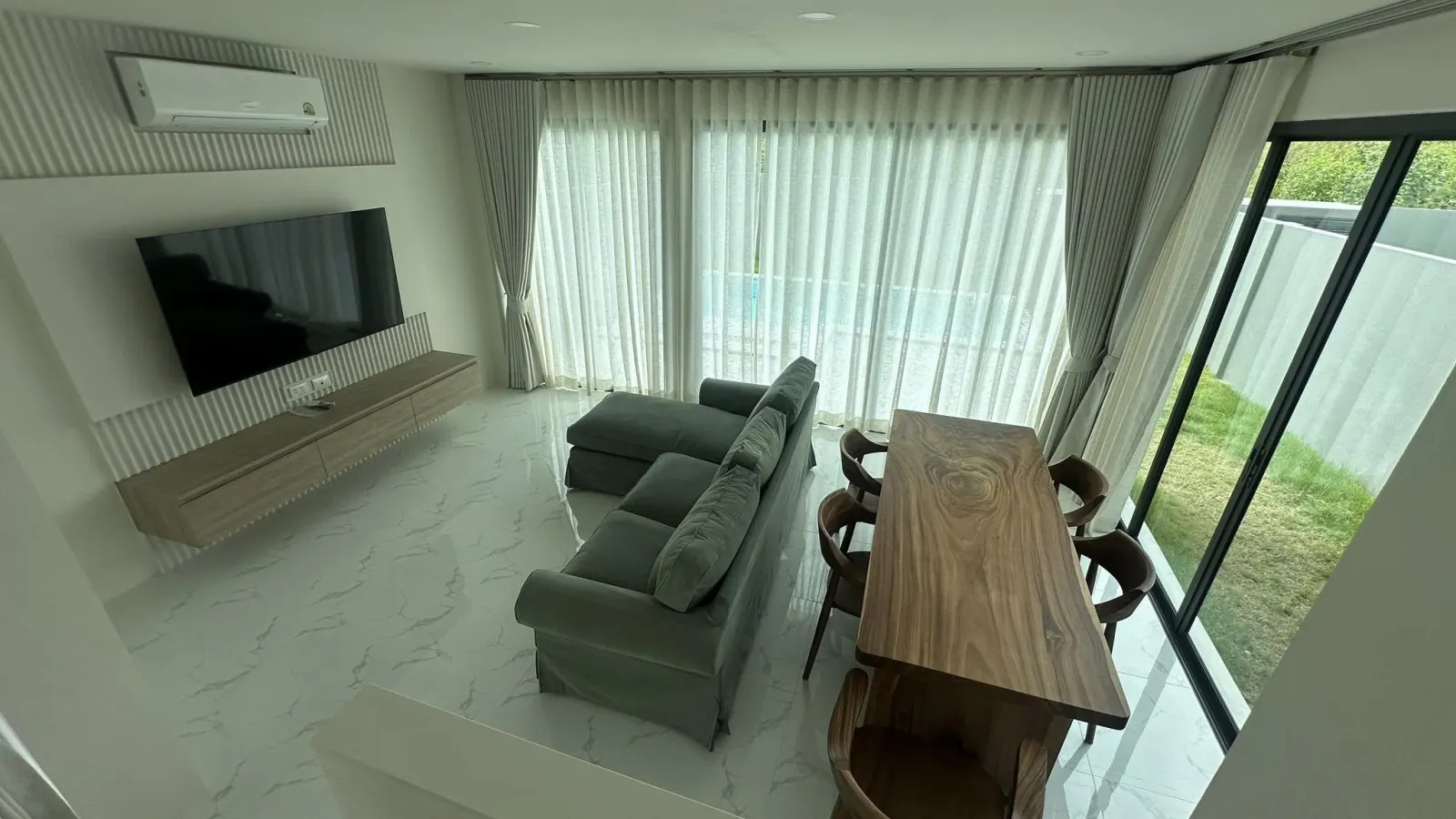 4-bedroom pool villa for rent in Soi Palai, Chalong – photo 7